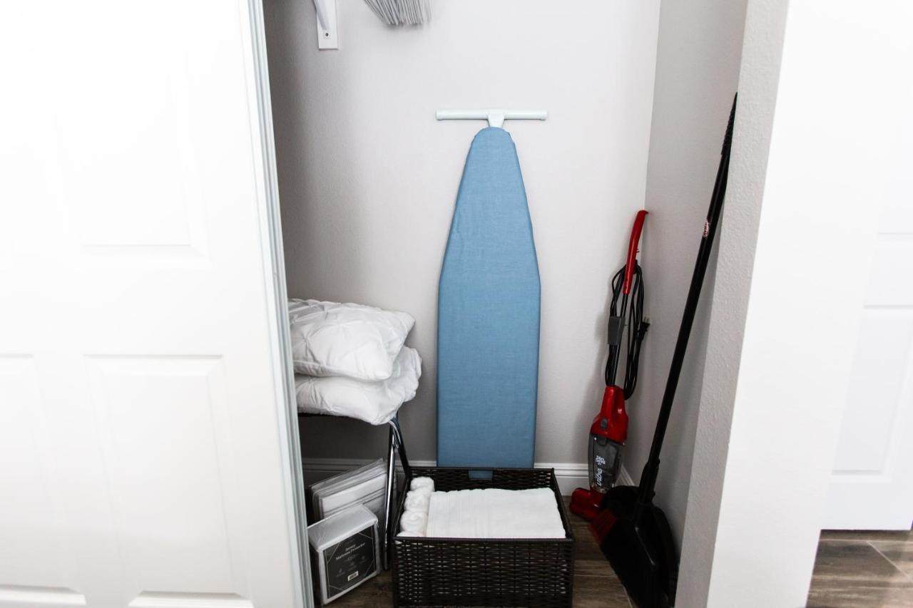 Long Beach Duplex King Bed Pet Friendly Nurses Surgeon Business Travelers Near St Marys Medical Center & Downtown Eksteriør billede
